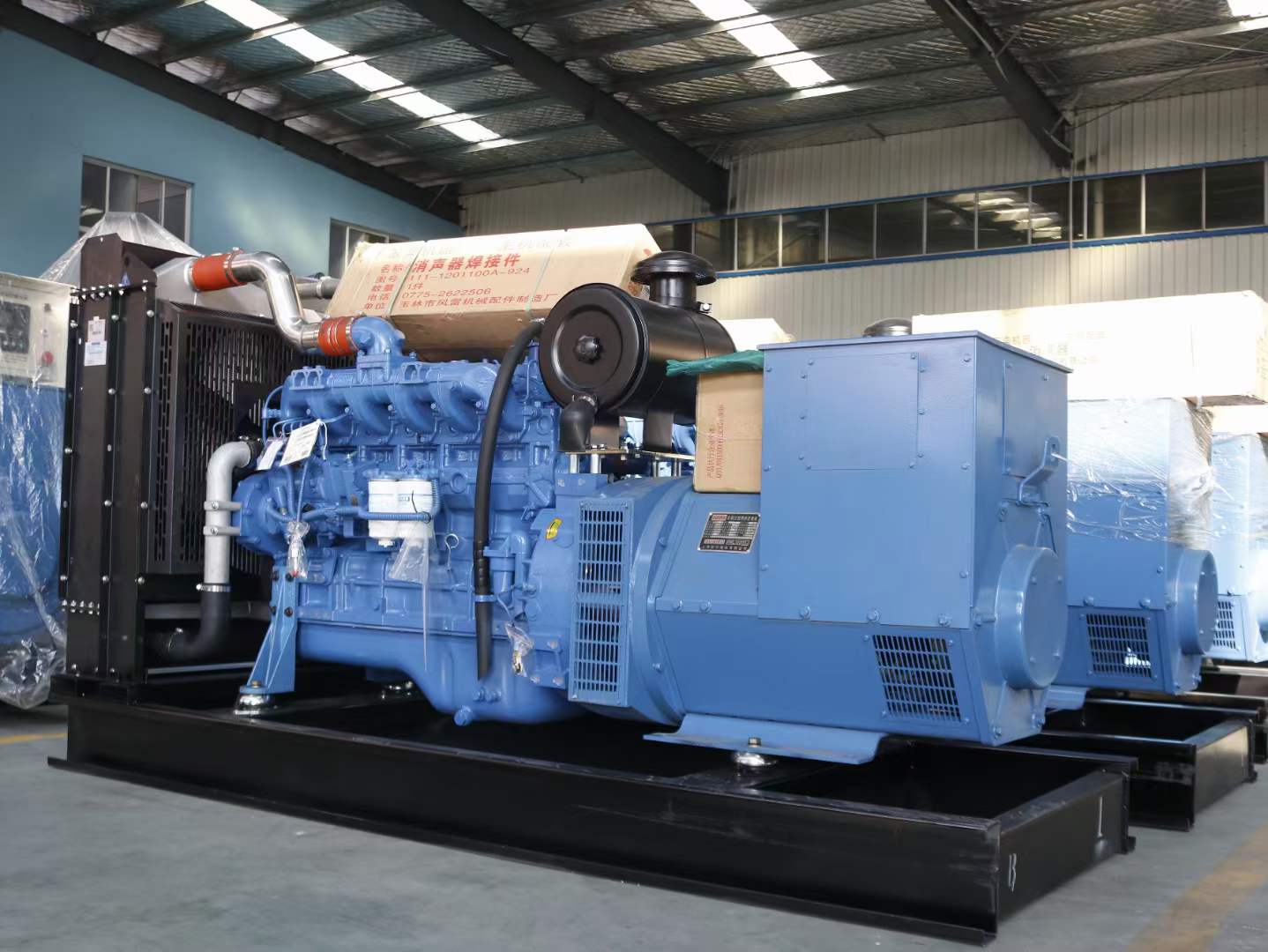 北流柴油发电机组空气滤清器多久需要更换一次？