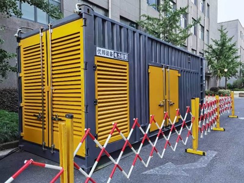 北流如何使用转速表检查发动机的转速？