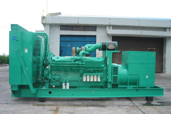 北流工厂发电机应急发电时如何更准确地检查发电机状态？