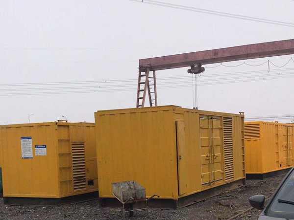 北流100kw柴油发电机组每小时油耗？